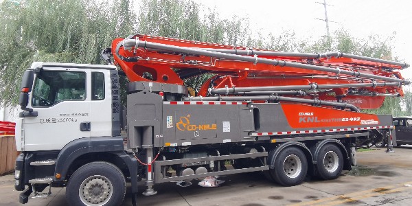 科尼樂汕德卡52米泵車